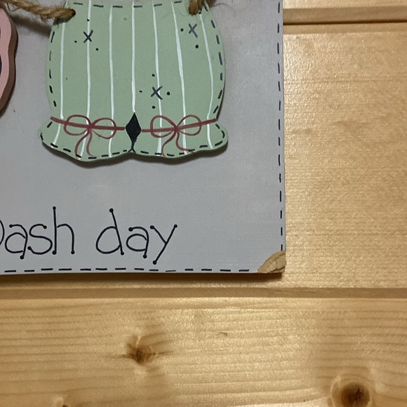 Vintage wooden laundry sign - Picture 2 of 3